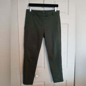 🇨🇦RW&CO Olive Green Ankle Slim Pants Size 8